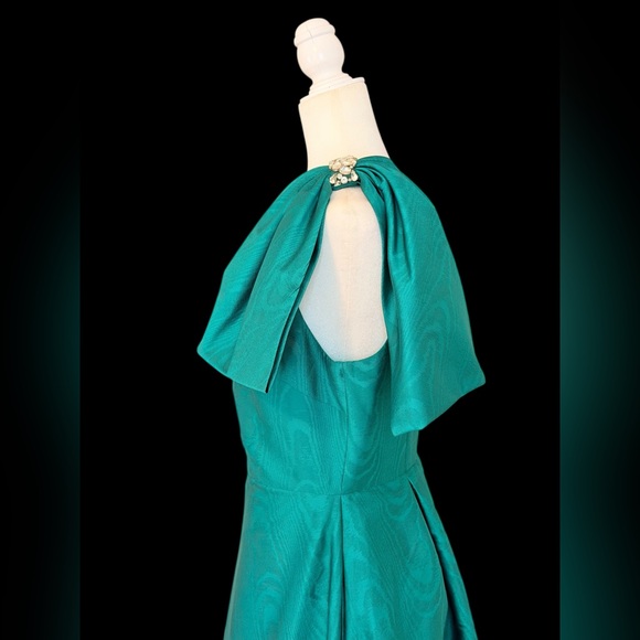 Sachin & Babi Viola Gown Green Moiré One Shoulder Dress Gown With Pockets sz 10 - Picture 8 of 16